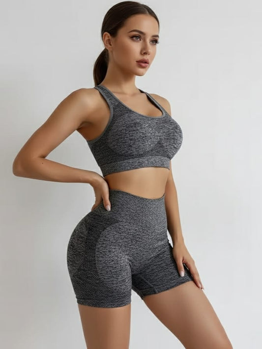 Women’s Seamless Yoga Set – Bra & Shorts